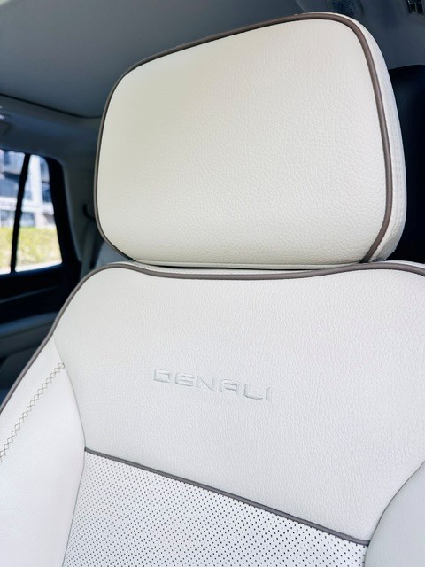 2021 GMC Yukon Denali thumbnail 10