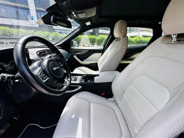 2016 Jaguar F-Pace 3.0 V6 S thumbnail 5