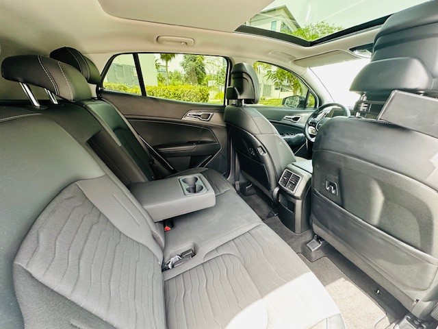 2023 Kia Sportage GT Line Full Option thumbnail 7