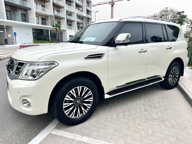 2018 Nissan Patrol Platinum V6 thumbnail 3