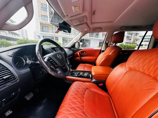 2021 Nissan Patrol Platinum City V8 thumbnail 3