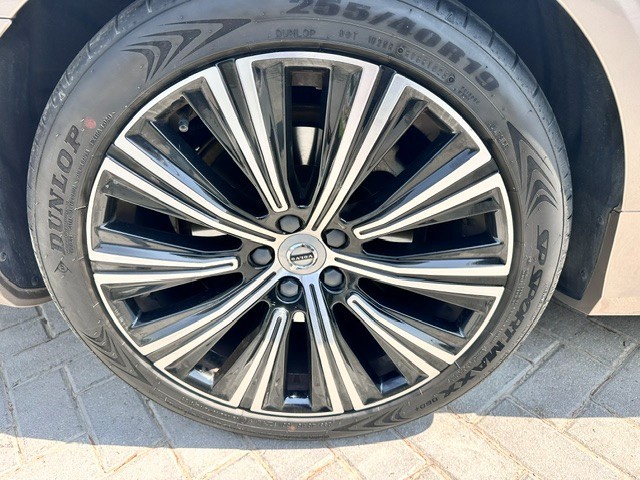2023 Volvo S90 B6 AWD Ultimate Bright thumbnail 5