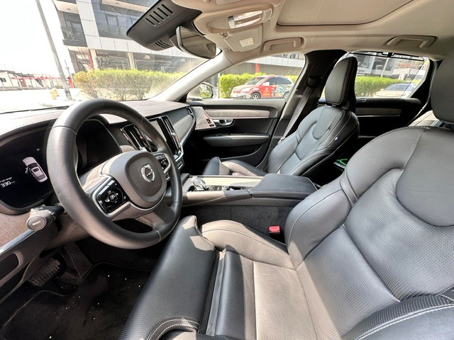 2023 Volvo S90 B6 AWD Ultimate Bright thumbnail 6
