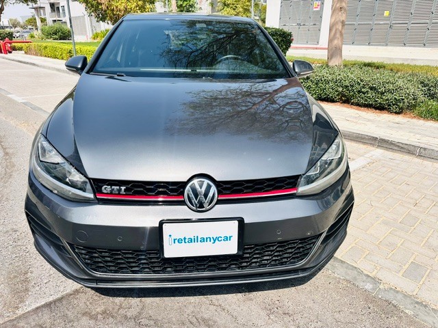 2019 Volkswagen Golf GTI 5 Door thumbnail 3