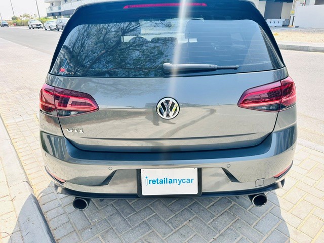 2019 Volkswagen Golf GTI 5 Door thumbnail 4